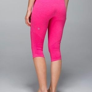 Pink Ruched Cropped Activewear Bottoms